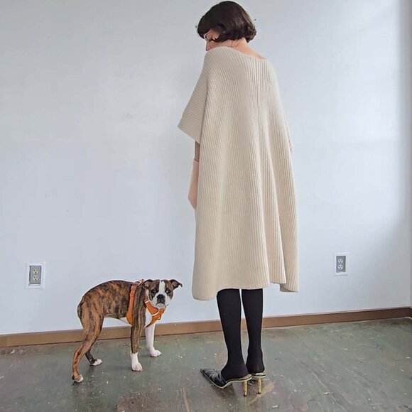 Chloe Ribbed Knit Cashmere Poncho Pink/Beige, size XS/S (fits up to XXL) - Picture 5 of 12